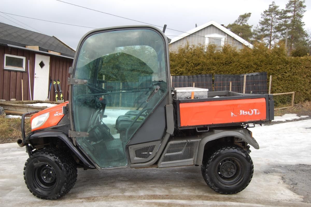 TRACTEUR AGRICOLE KUBOTA RTV-X900